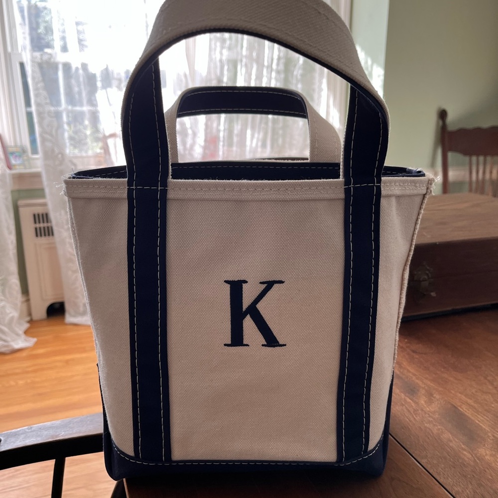 L.L. Bean Small Tote Bag with zipper